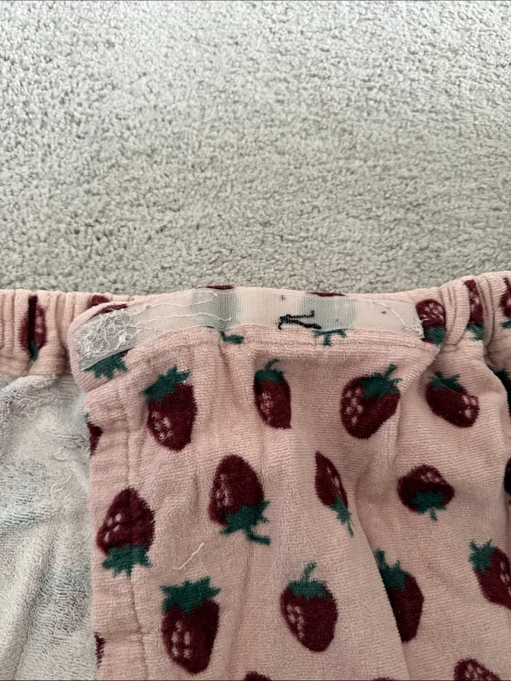 Room Essentials Pink Strawberry Print Bath Wrap Towel